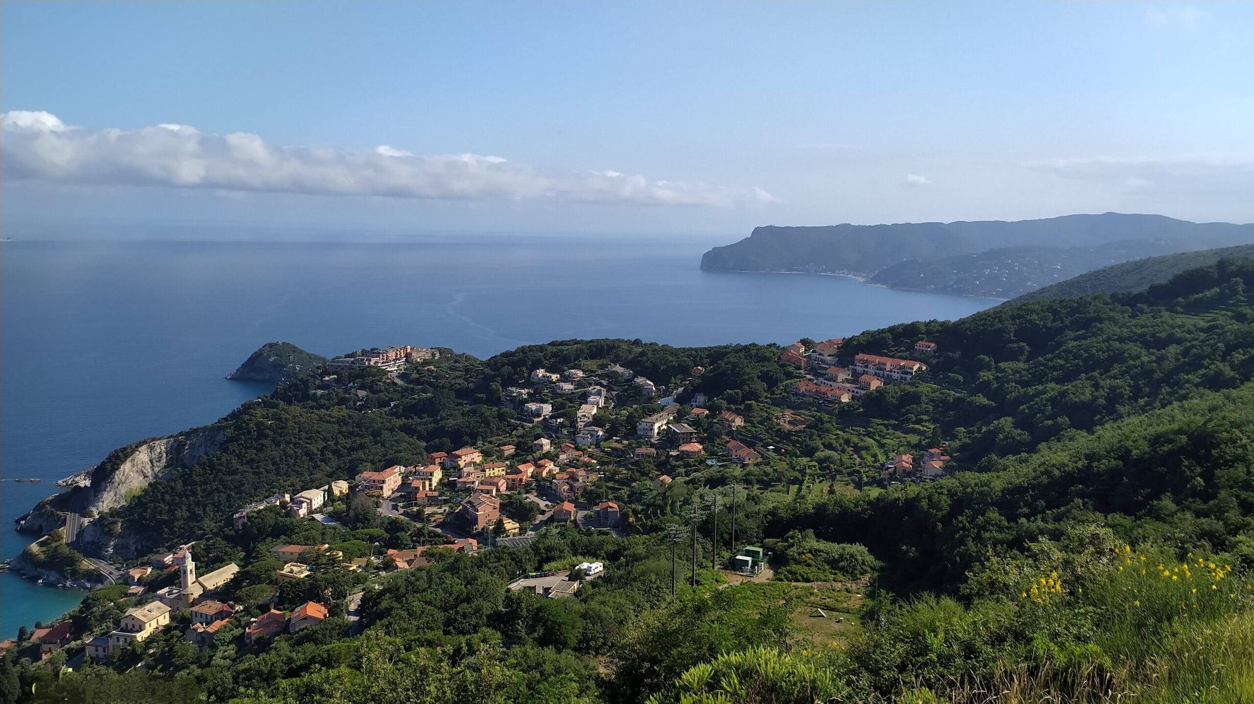 Bergeggi da cima a fondo